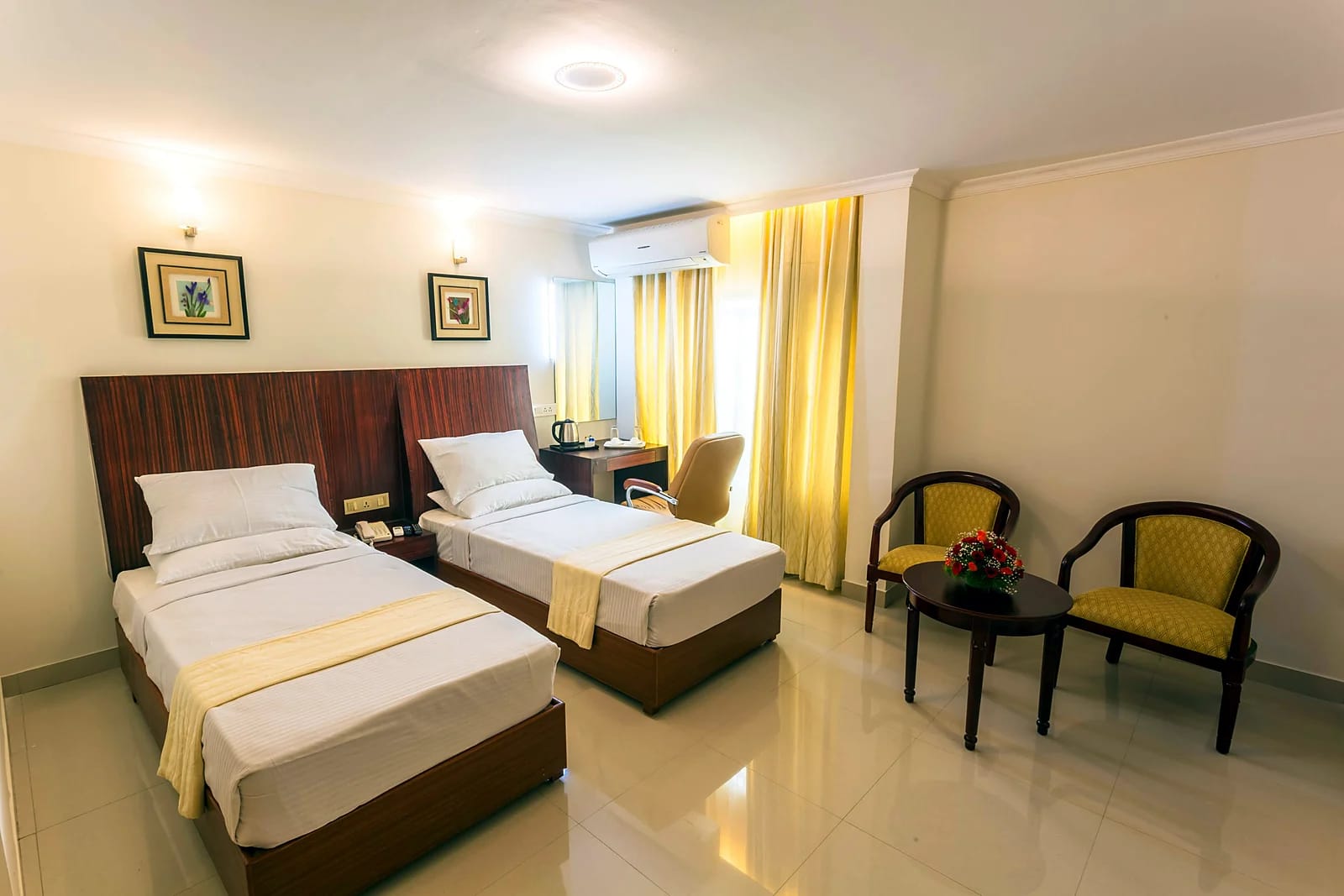KR Inn Manyata — Executive room, twin beds
